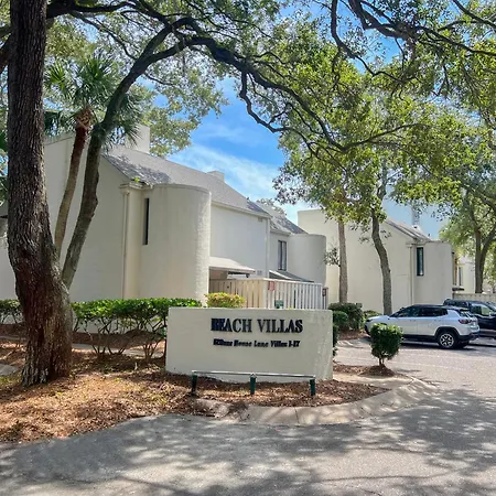 6 Beach Villas